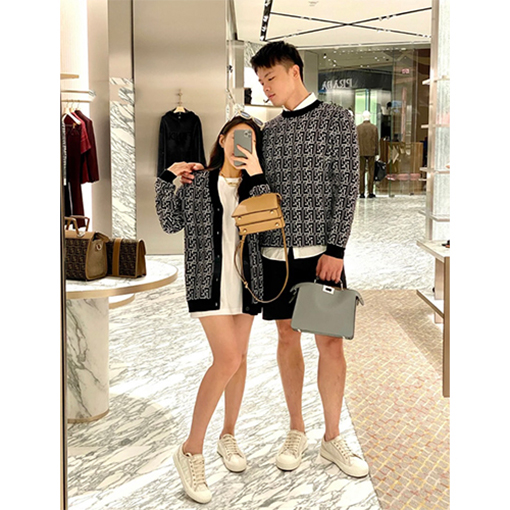 フェンディ スーパーコピーニットカーディガン 男女兼用