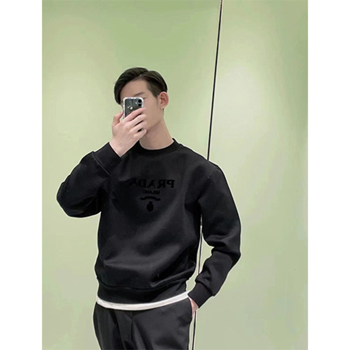 プラダスーパーコピー スウェット長袖 Tシャツ 高品質