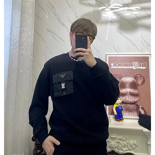 プラダ スーパーコピー スウェット長袖 Tシャツ