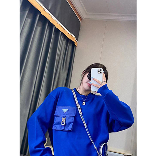 プラダ スーパーコピー スウェット長袖 Tシャツ