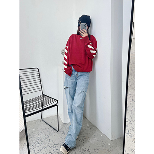オフホワイトスーパーコピー 流行り ニットセーター