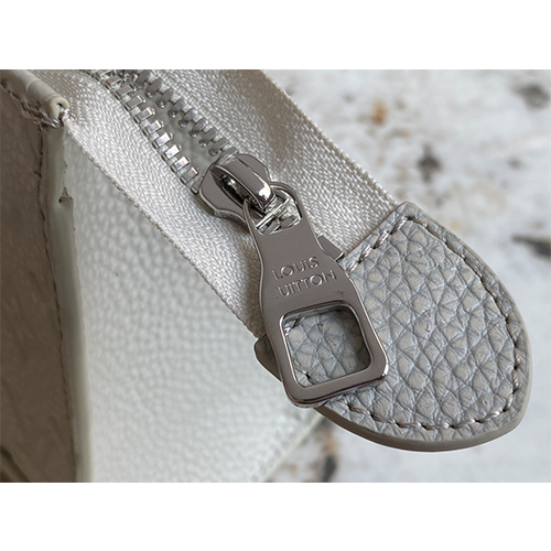ルイヴィトン 偽物ハンドバッグ  M81556 Sac Tricot  高品質