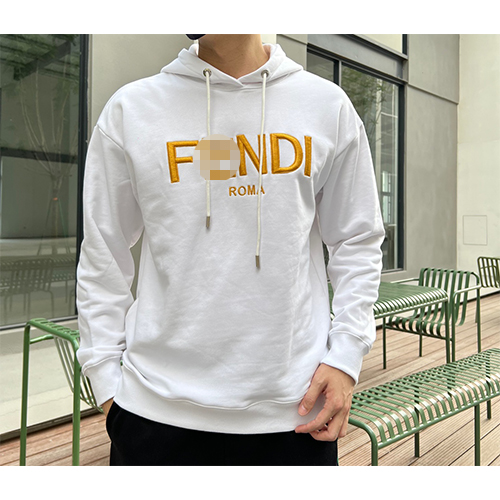 フェンディ フード Tシャツ パーカー偽物