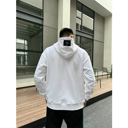 フェンディ フード Tシャツ パーカー偽物