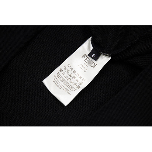 フェンディ フード Tシャツ パーカー偽物
