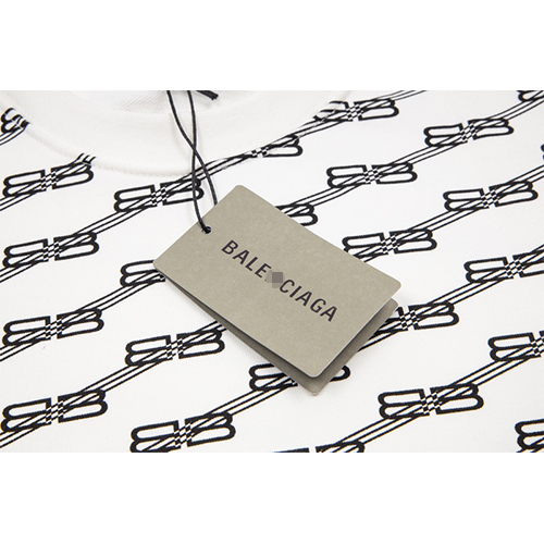 バレンシアガメンズ レディース 長袖　スウェットTシャツ偽物