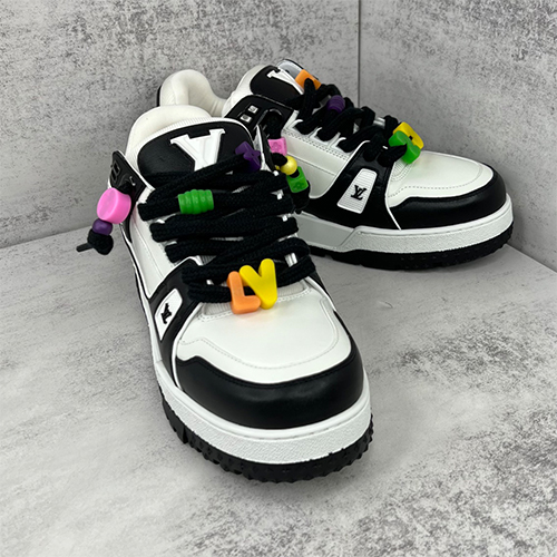 ルイヴィトンスニーカースーパーコピー偽物Trainer 恋人ルック  高品質