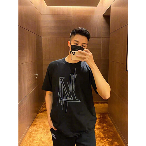 ルイヴィトン偽物メンズ レディース 半袖Tシャツ