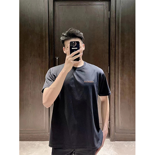 バーバリーメンズファッション 半袖Tシャツ