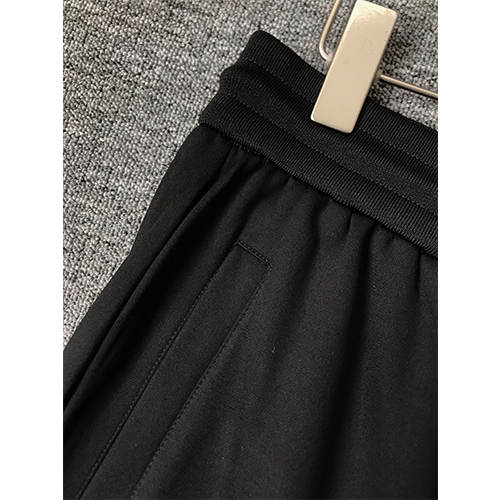フェンディ メンズ ファッション スウェット パンツ