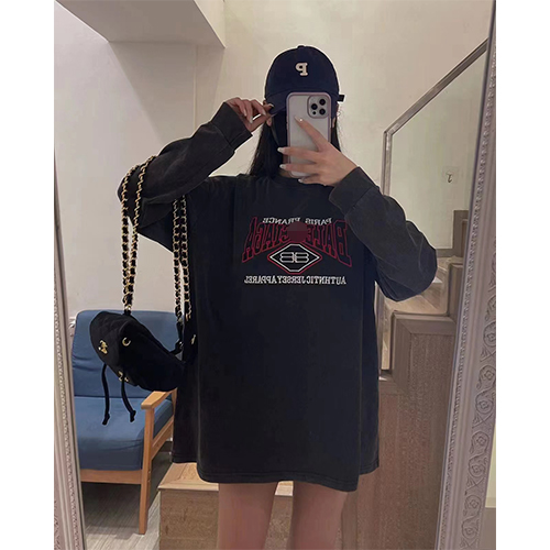 バレンシアガメンズ レディース 長袖Tシャツスーパーコピー