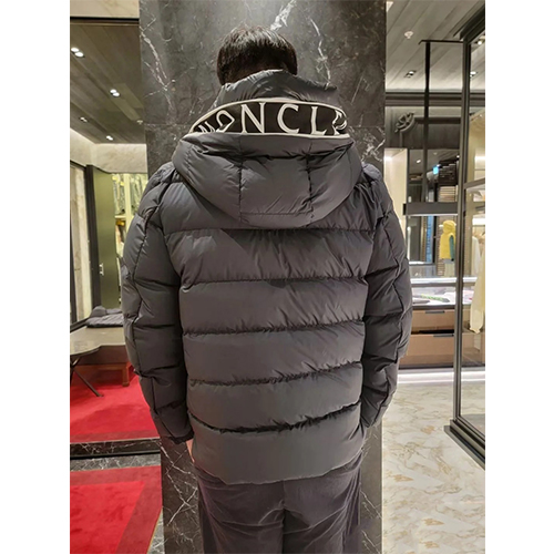 モンクレール偽物秋冬 ダウンジャケット