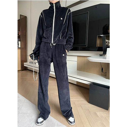 セリーヌ スーパーコピーセットアップ ジャケッ スウェットパンツ