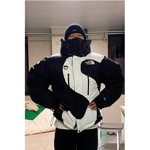 シュプリーム偽物秋冬 ダウンジャケット