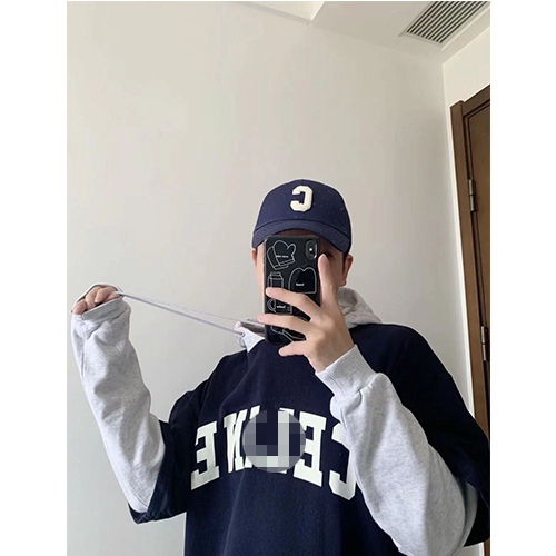 セリーヌ スーパーコピーフード Tシャツ パーカー