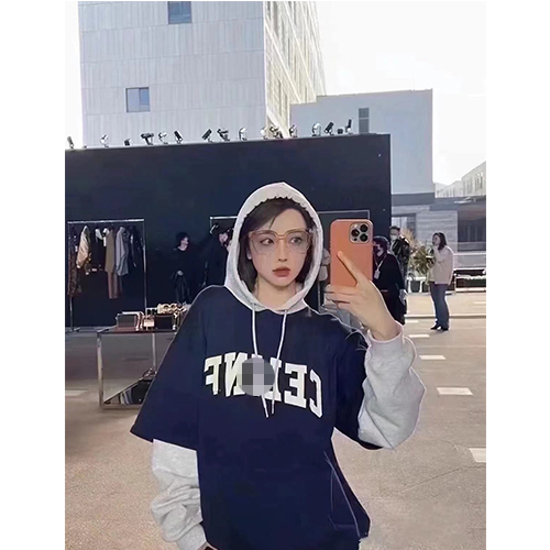 セリーヌ スーパーコピーフード Tシャツ パーカー