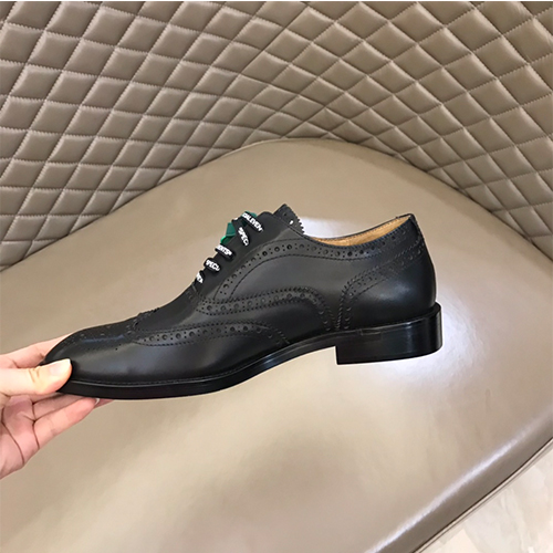 オフホワイト × CHURCH'Sコラボ 偽物 メンズ  高品質シューズ