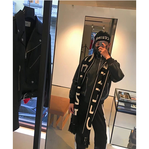 セリーヌスーパーコピー ニット マフラー高品質