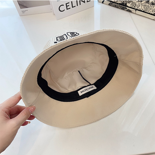 バレンシアガスーパーコピーBB LOGO CAP 帽子