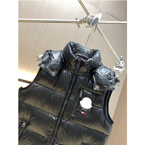 モンクレールスーパーコピー 秋冬 ダウンベスト高品質