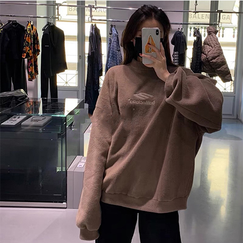 バレンシアガ 偽物 長袖 スウェットTシャツ 高品質