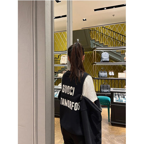 グッチ偽物  長袖　スウェットTシャツ  高品質