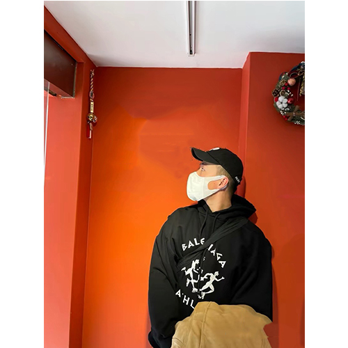 バレンシアガコピー フード Tシャツ パーカー