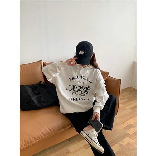 バレンシアガコピー フード Tシャツ パーカー
