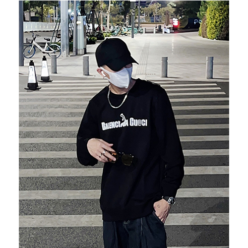 バレンシアガ × グッチ コラボ 偽物  長袖　スウェットTシャツ