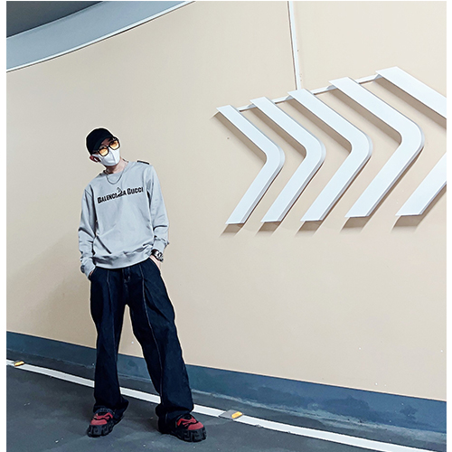 バレンシアガ × グッチ コラボ 偽物  長袖　スウェットTシャツ
