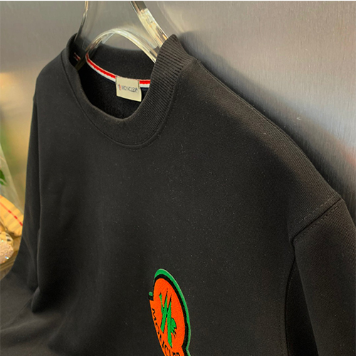 モンクレール 偽物 長袖 スウェットTシャツ