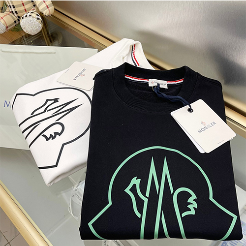 モンクレール 偽物 長袖 スウェットTシャツ