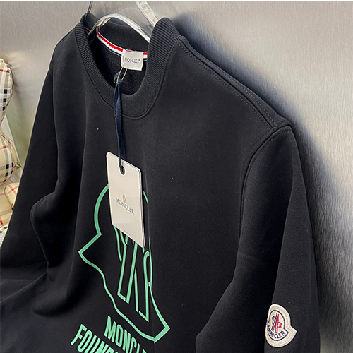 モンクレール 偽物 長袖 スウェットTシャツ