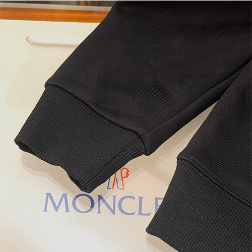 モンクレール 偽物 長袖 スウェットTシャツ