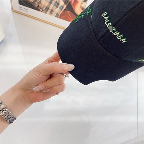 バレンシアガスーパーコピー CAP 帽子