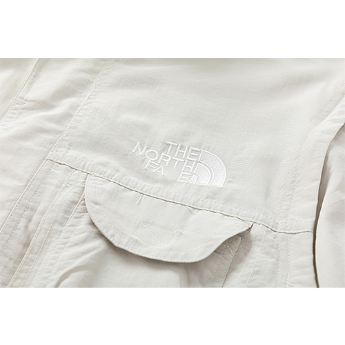 シュプリーム × ノースフェイス convertiblejacket 偽物  ジャケット アウター 