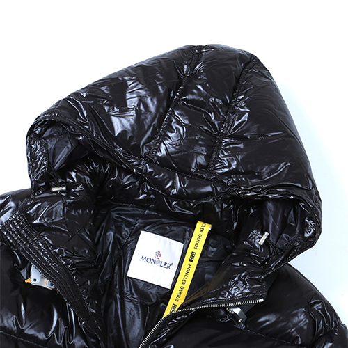 モンクレール × ALYX ALMOOD コピーダウンジャケット 高品質