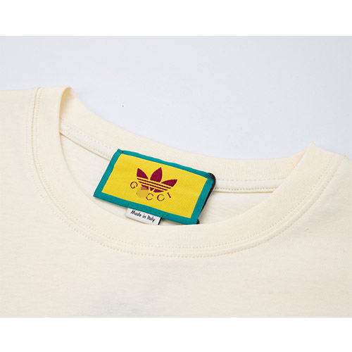 グッチ × アディダス スーパーコピー 半袖 Tシャツの通販