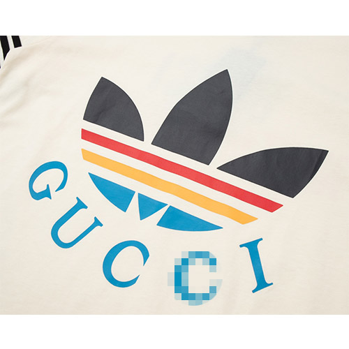 グッチ × アディダス スーパーコピー 半袖 Tシャツの通販