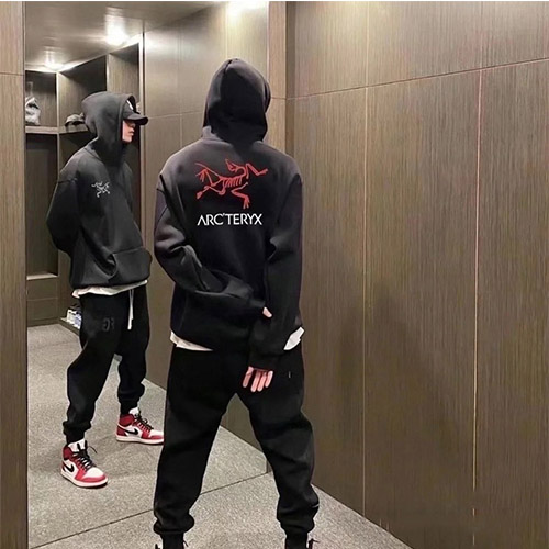 パレス × ARCTERYX スーパーコピー フード Tシャツ パーカー