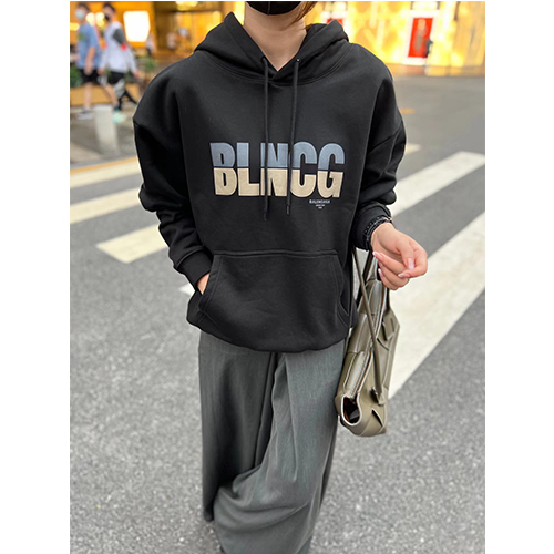 バレンシアガスーパーコピー フード Tシャツ パーカー