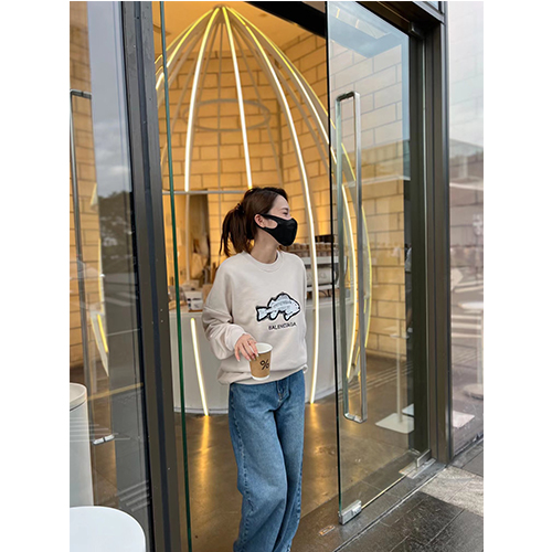 バレンシアガスーパーコピー 長袖 スウェットTシャツ