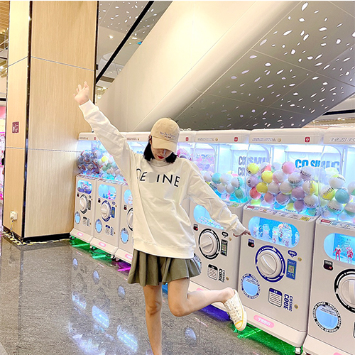 セリーヌスーパーコピー フード Tシャツ パーカー