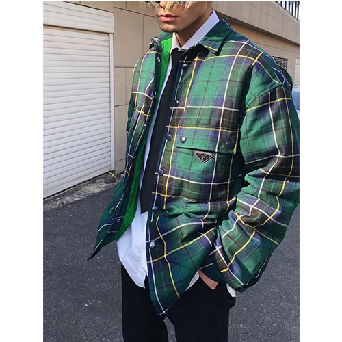 プラダコピー メンズファッション 人気 シャツ 高品質