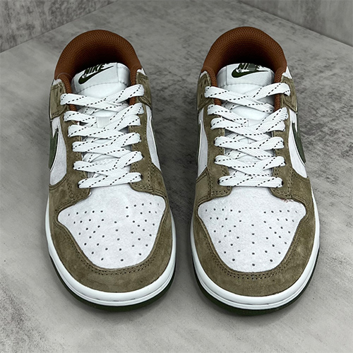 ナイキ偽物 スニーカーの通販　Otomo Katsuhiro×Dunk Low  