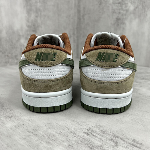 ナイキ偽物 スニーカーの通販　Otomo Katsuhiro×Dunk Low  