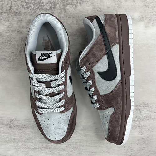 ナイキ偽物 スニーカーの通販　Otomo Katsuhiro×Dunk Low  