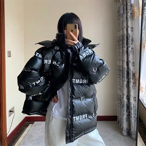 モンクレールコピーダウンジャケット MONCLERロゴ高品質
