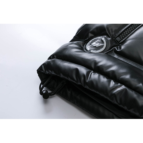 モンクレールコピーダウンジャケット MONCLERロゴ高品質