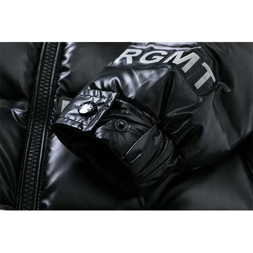モンクレールコピーダウンジャケット MONCLERロゴ高品質